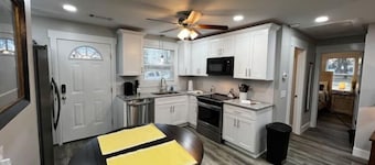 Central Retreat C, NEW Family and Pet Friendly