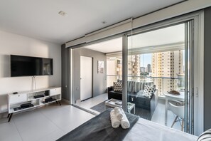 Smart TV, table tennis, printers - Studio High standard, modern and cozy in the heart of Brooklin.  (Brooklin São Paulo)