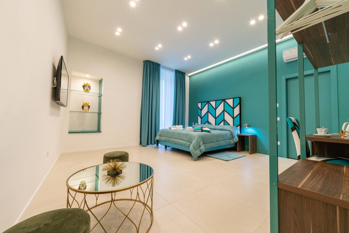 1 habitación, minibar, escritorio y sistema de insonorización 