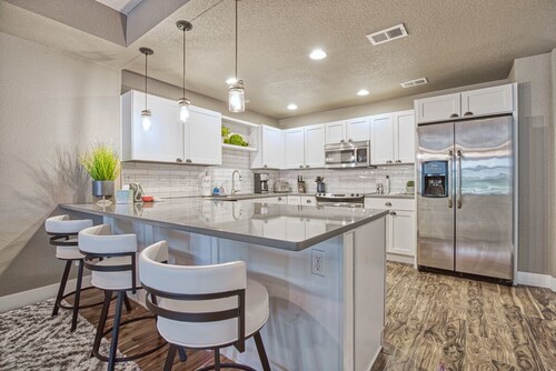 2 Bedroom Cozy Townhome near downtown Fort Collins