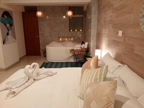 Premium-Zimmer | Daunenbettdecken, Pillowtop-Betten, Bügeleisen/Bügelbrett