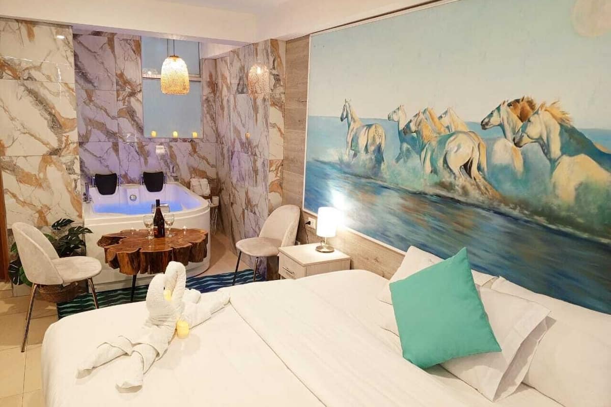 junior room | 1 bedroom, down duvets, pillow-top beds, iron/ironing board