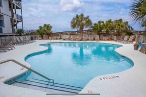 Pool - Ship-Watch Dunes ~ Oceanfront ~ Dolphins! Pools! (Tybee Island)