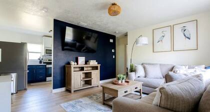 Cozy Dog-friendly Bungalow