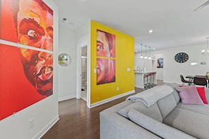 TV connectée, cheminée, chaßne hi-fi, imprimantes