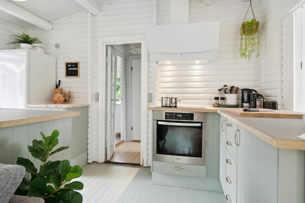 Køleskab, ovn, kogeplade, opvaskemaskine