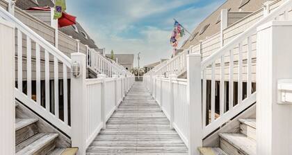 Cozy beach condo steps from the ocean