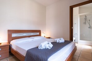 2 soveværelser, sengetøj