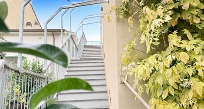 P007 - Porto Recanati, large three-room apartment with parking near the sea