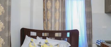 1 bedroom, iron/ironing board, free WiFi, bed sheets