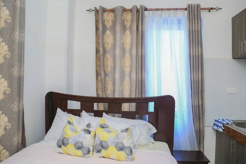 Modern Studio in Mombasa-Bamburi Beach and Nyali Mall Access