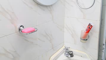 Towels, soap, shampoo, toilet paper