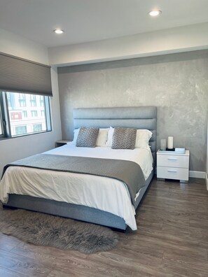 2 quartos, ferros/tábuas de passar roupa, Wi-Fi, roupa de cama