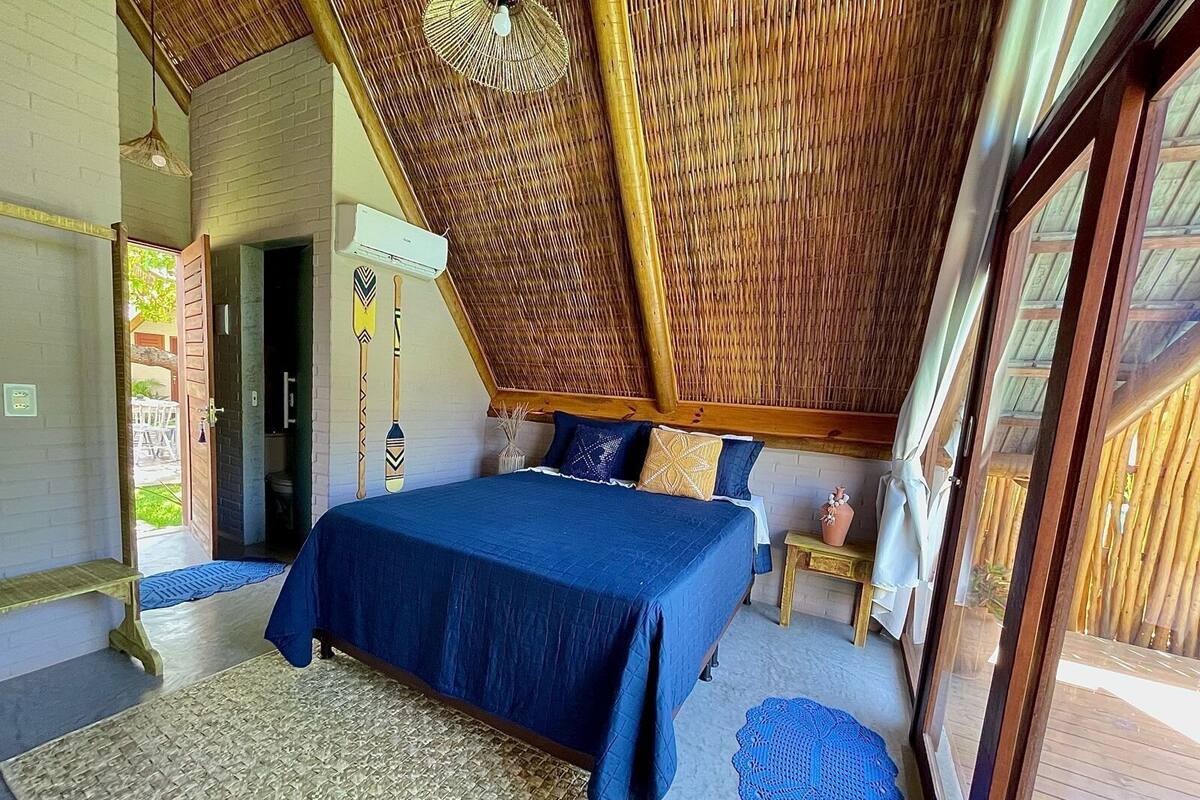 Chalet | 1 bedroom, minibar, desk, laptop workspace