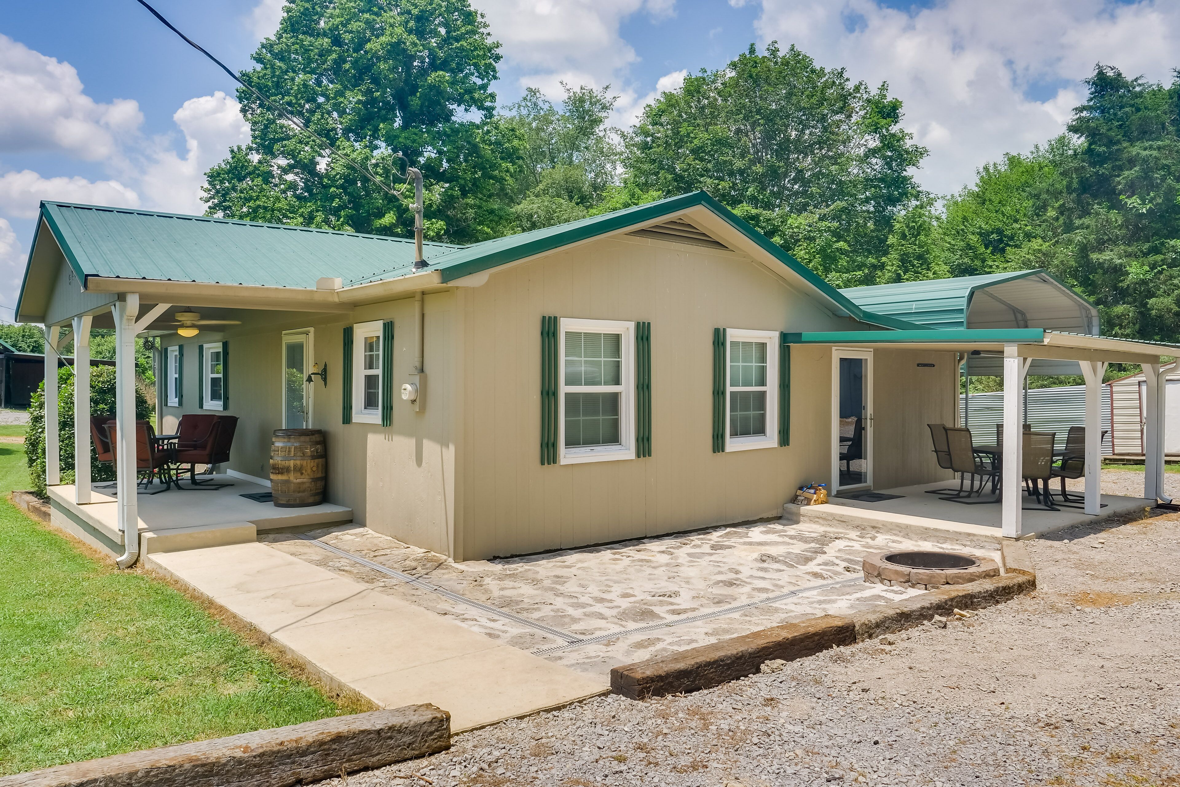 Lynchburg Home w/ Patio - 2 Mi to Tims Ford Lake!