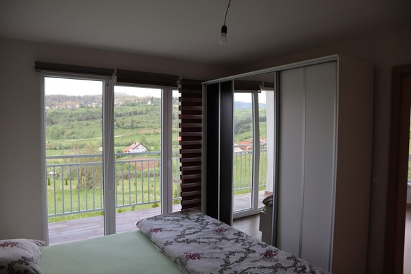 3 bedrooms, WiFi