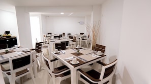 Food court