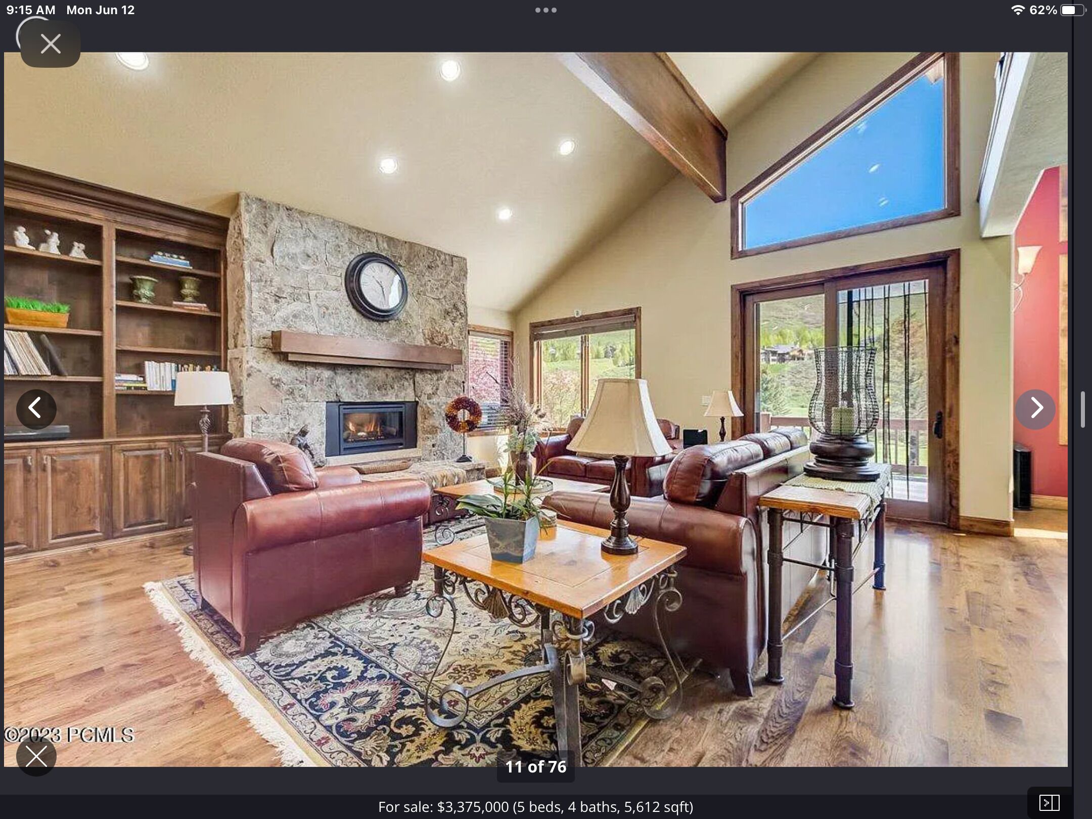 Smart TV, caminetto, studio