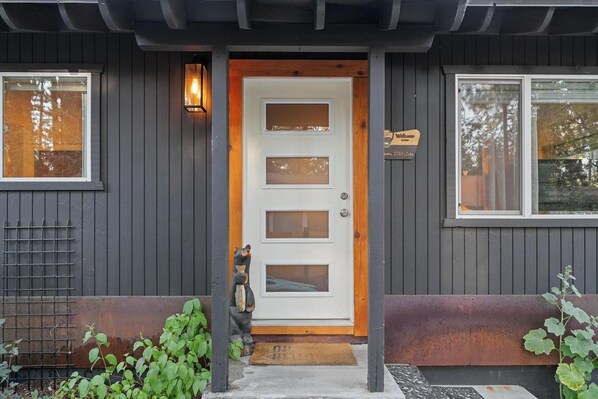 Exterior detail - Walk to Beach! Fireplace, Pets OK! Camp STAR-Lite! (Kings Beach)