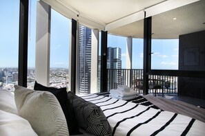 2 bedrooms, iron/ironing board, free WiFi, bed sheets - Two Bedroom Two Bathroom | First Class Residence on Queen St, Brisbane CBD (Brisbane)