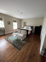 Deluxe Studio | Egyptian cotton sheets, premium bedding, in-room safe