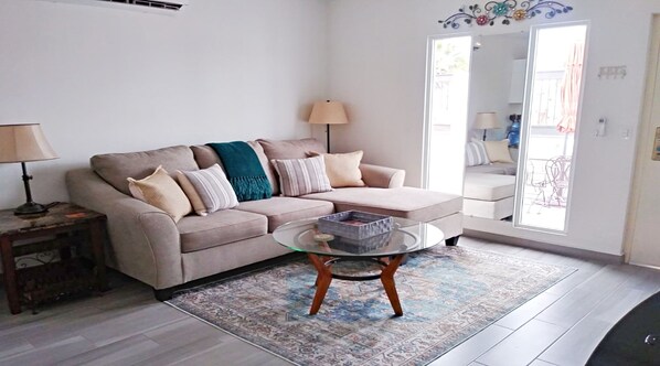 Rumah Kota | Area keluarga | Televisi 32-inci dengan saluran TV kabel