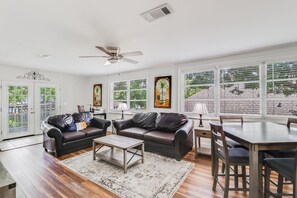 Smart TV, estéreo y impresora