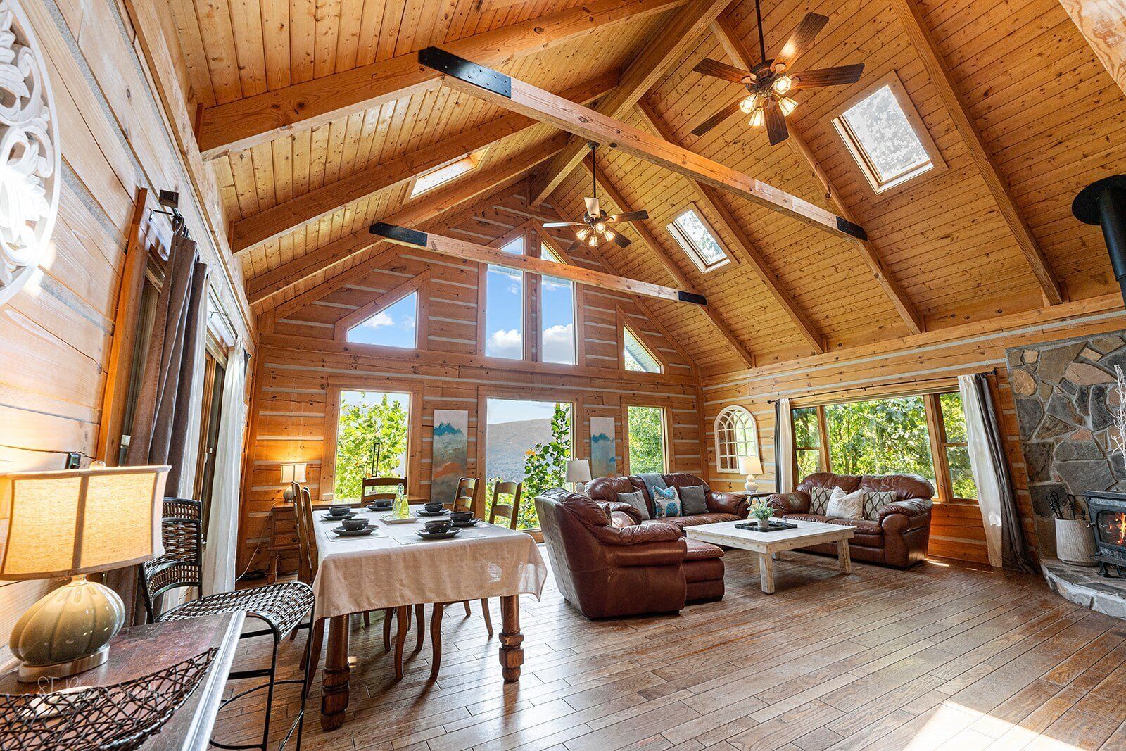 المنشأة من الداخل