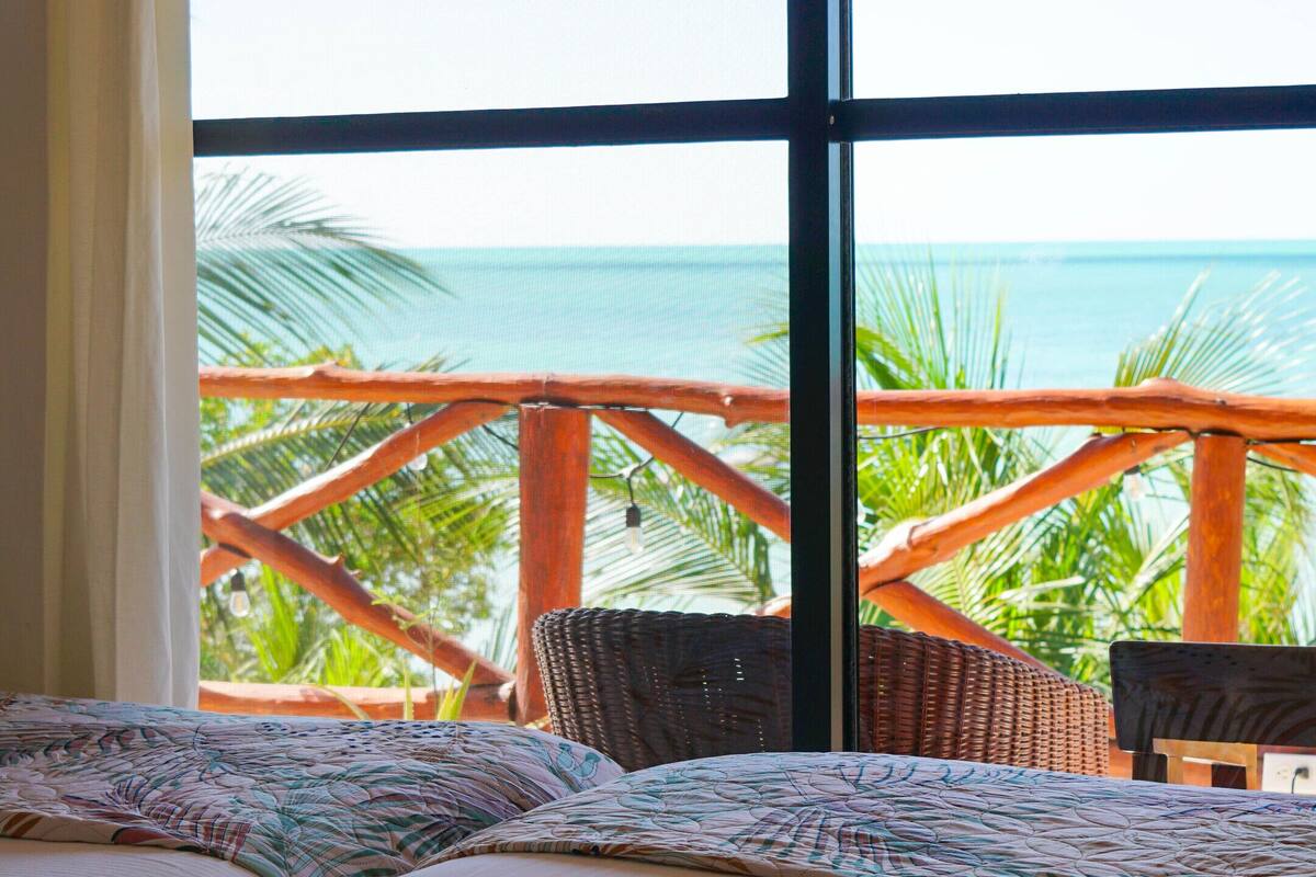Basic Suite | WiFi (free), bed sheets