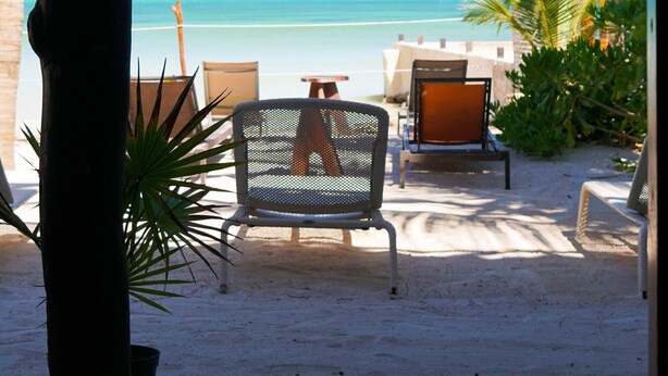 Unclassified image, 1 of 104, button - Choby's House Holbox (Isla Holbox)