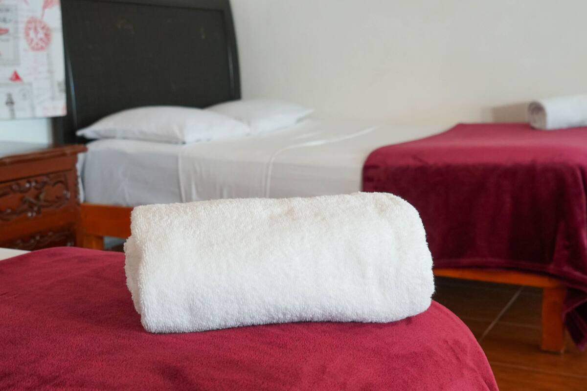 Basic Double Room | WiFi (free), bed sheets