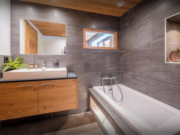 Bathroom - Chalet 65bis - stylish home for 6 near lake and mountains - OVO Network (Thônes)