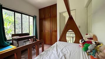 3 室のベッドルーム、WiFi、ベッドシーツ