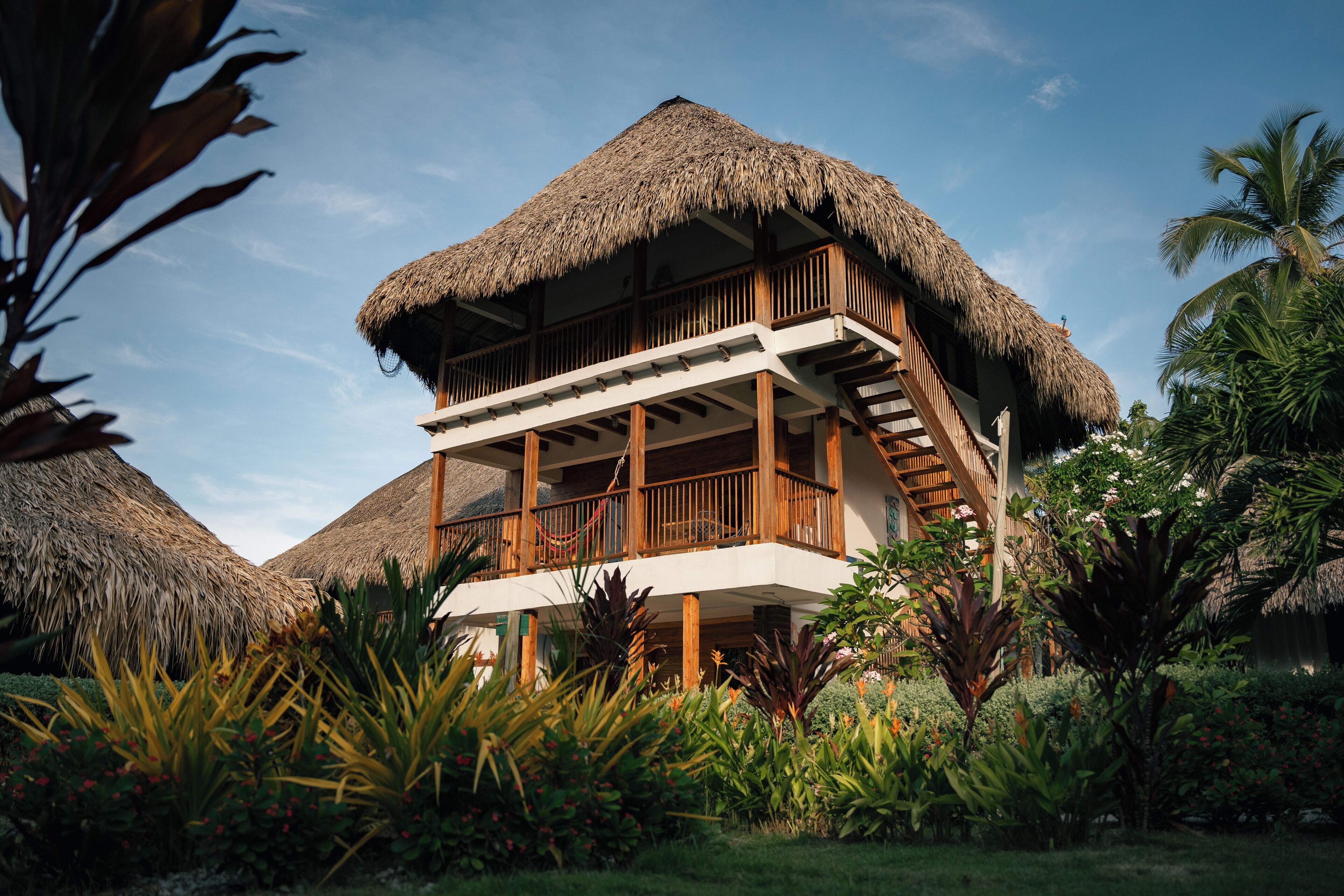 1 多间卧室、客房内保险箱、特色装修、特色家居