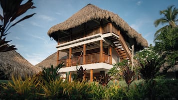 1 Schlafzimmer, Zimmersafe, individuell dekoriert