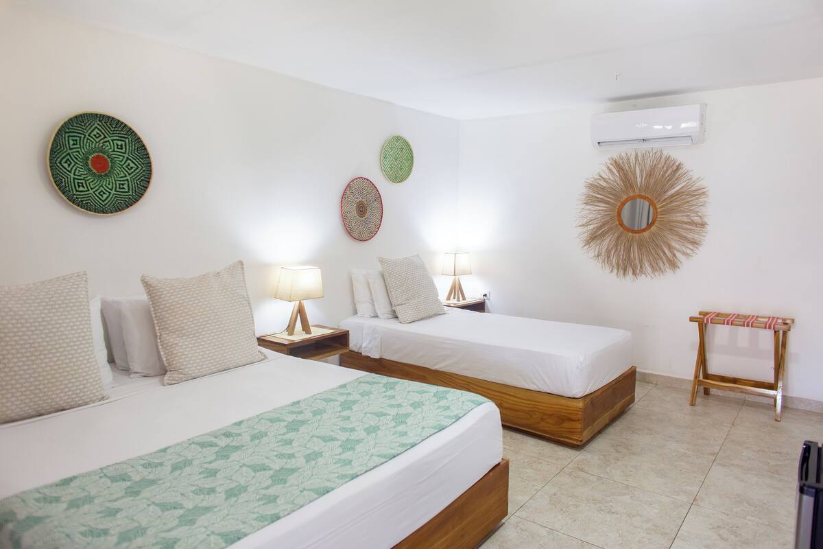 Standard Bungalow, Garden View | 1 bedroom, in-room safe, laptop workspace, WiFi (free)