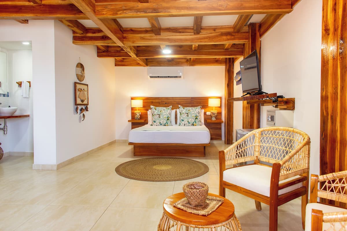 Superior Bungalow | 1 bedroom, in-room safe, individually decorated, individually furnished