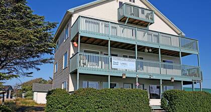 Top Town Condo at Maris Stella