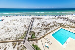 Pool - Wind Drift 504SE | Beachfront | Boat Slips & Launch | My Beach Getaways (Orange Beach)