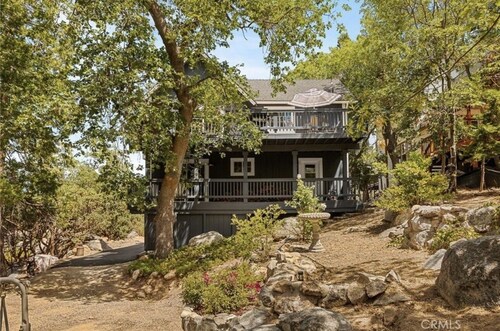 Charming Getaway Lake Arrowhead Cabin