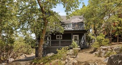 Charming Getaway Lake Arrowhead Cabin