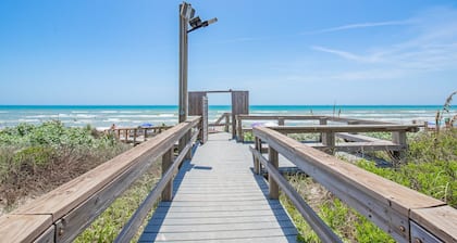 La Mirage Condo 209 Beachfront Condo Resort with Private Boardwalk to Beach