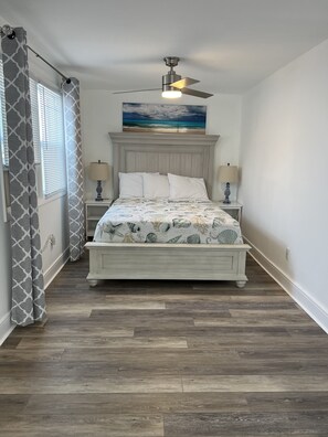 1 quarto, Wi-Fi de cortesia, roupa de cama