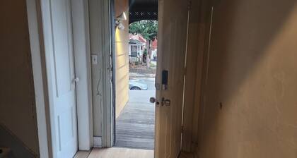 Cozy and stylish apartment in central meriden
