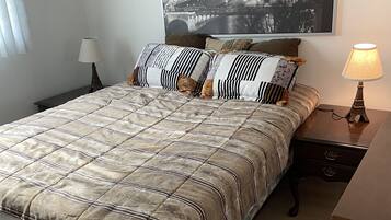 2 bedrooms, WiFi, bed sheets