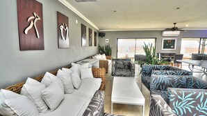 Ảnh chưa phân loại, 5 trong số 66 ảnh, nút