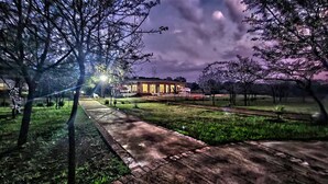 Ảnh chưa phân loại, 3 trong số 66 ảnh, nút