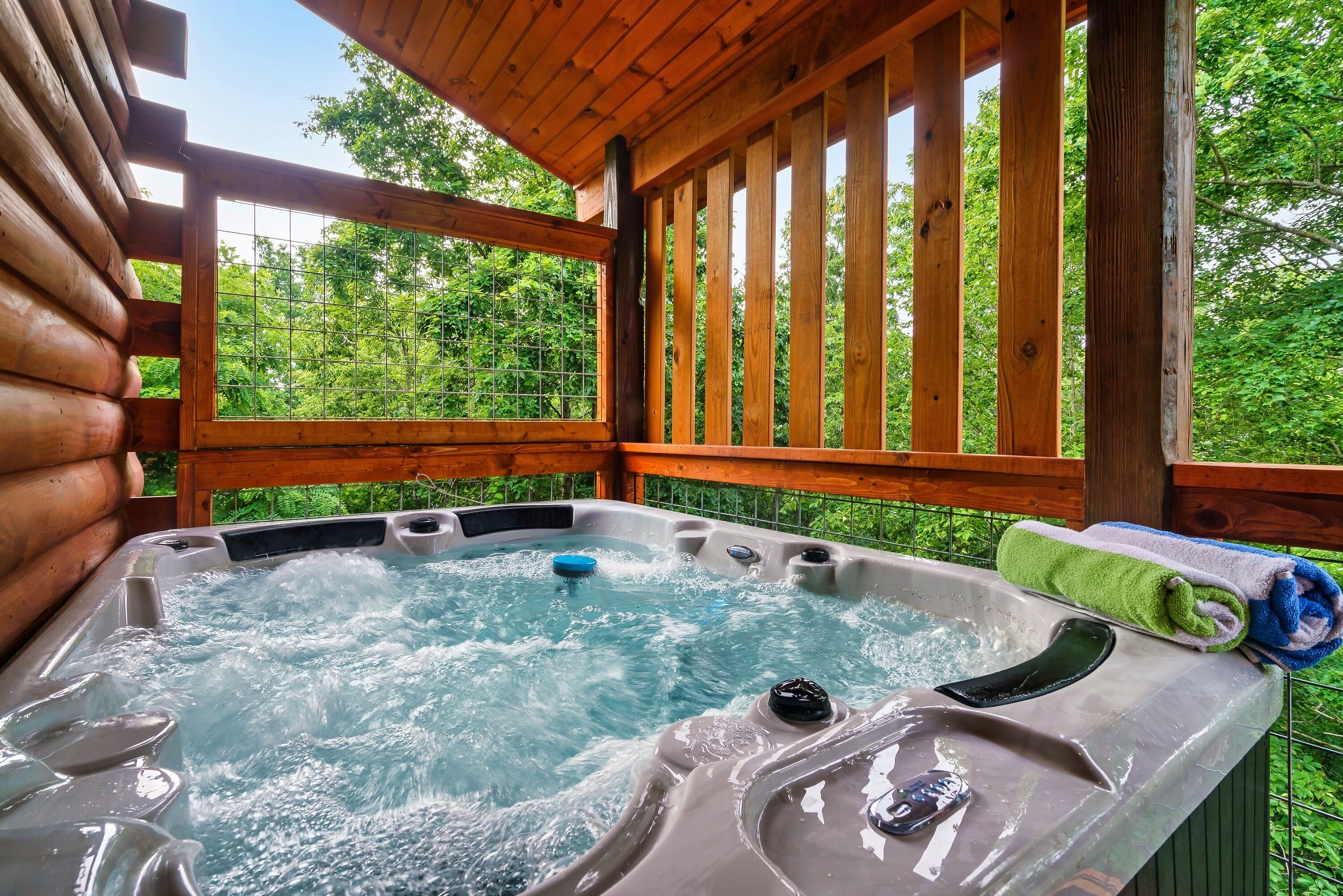 Bain à remous extérieur