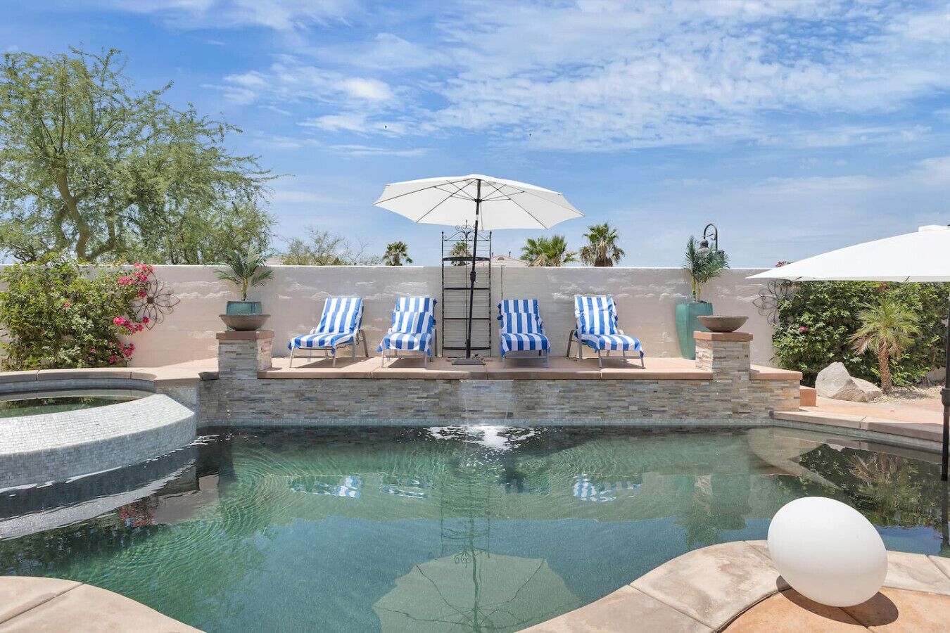 室外泳池、暖水池