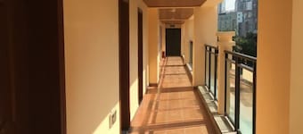 Laiya Boutique Hotel (Southwest University Zhuangyuanbei Subway Station)